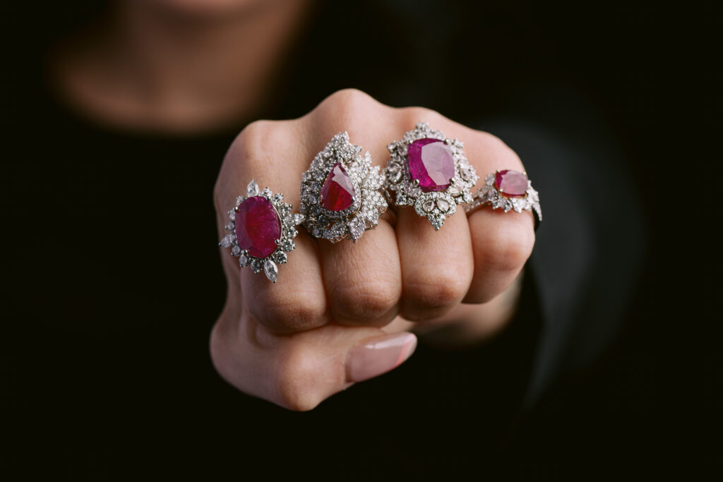 Las Vegas Antique Jewelry & Watch Show Trade Only Antiques Event